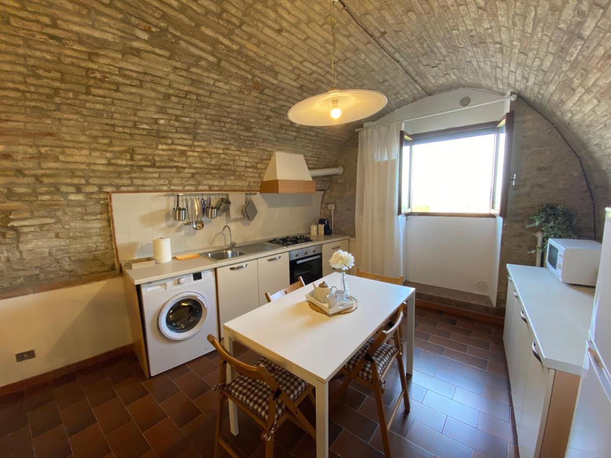 La Casa Dei Ricordi Apartment ซานจีมิญญาโน ภายนอก รูปภาพ
